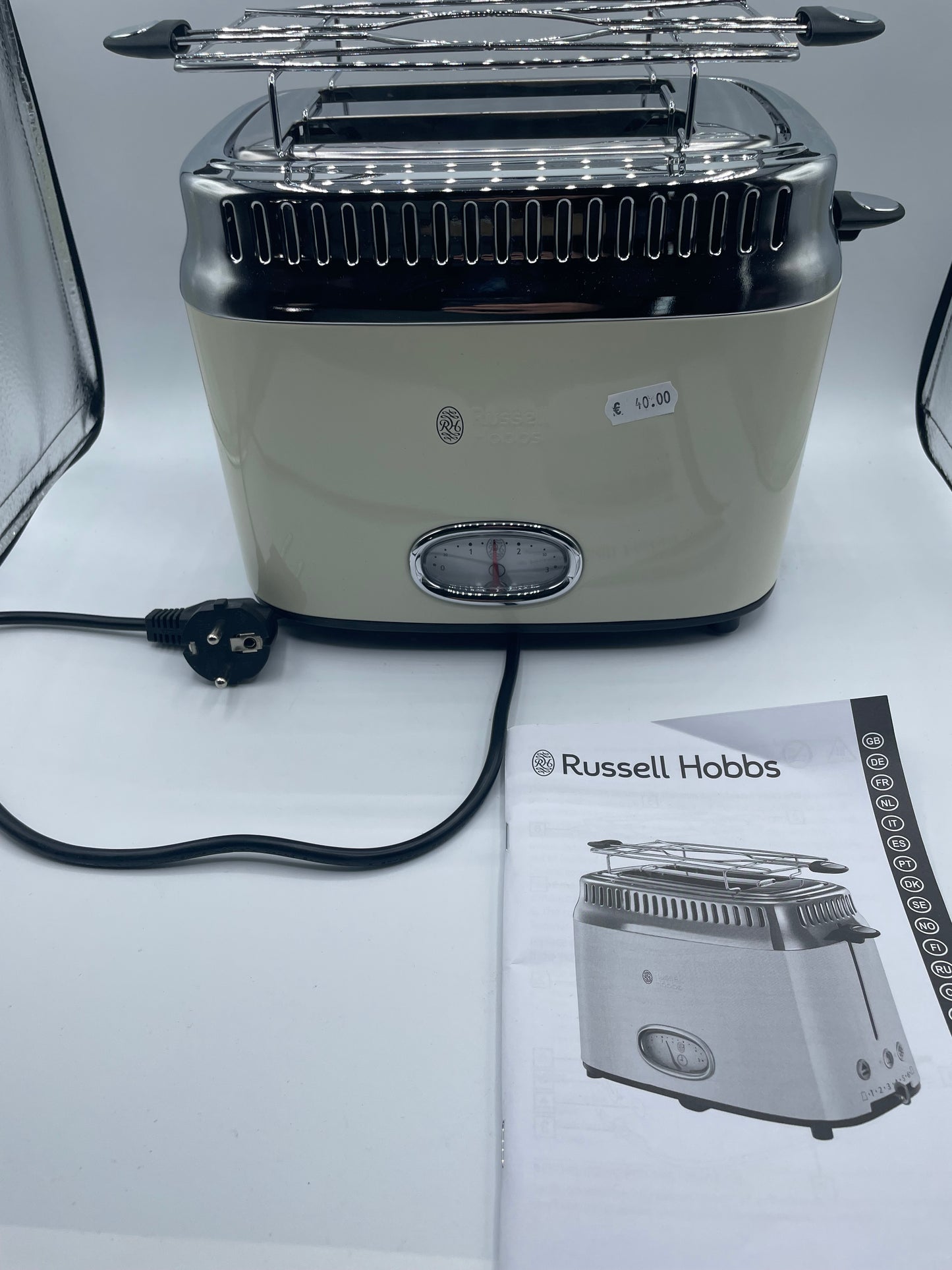 Russell Hobbs Retro Toaster